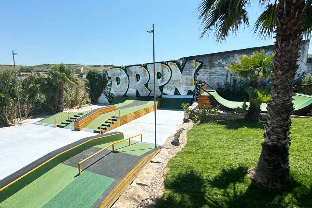 Drop-In-Surfcamp-Portugal-Skate-Preview